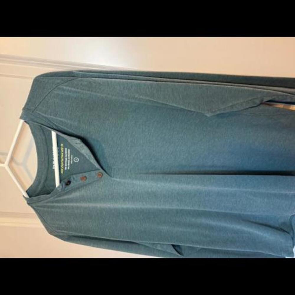 Fair Harbor - The SeaBreeze Henley - Picture 2 of 4